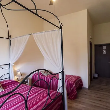 Hotel La Casa Sul 2*